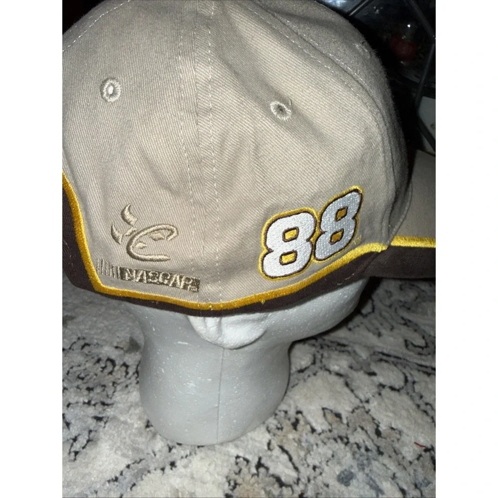 Vintage Dale Jarrett #88 NASCAR UPS Hat Strapback Chase Authentics  Cap  New!